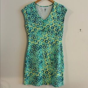 Title nine Sleeveless Ruched Neck Diamalete Floral Dress Size Medium Women’s